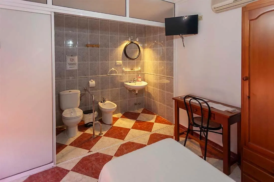 ** Guest house Pension Hidalgo 1 Utrera Spain