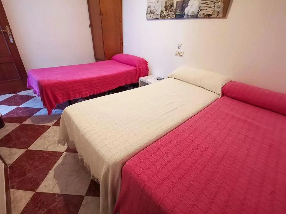 Pension Hidalgo 1 Utrera 2*,  Spain